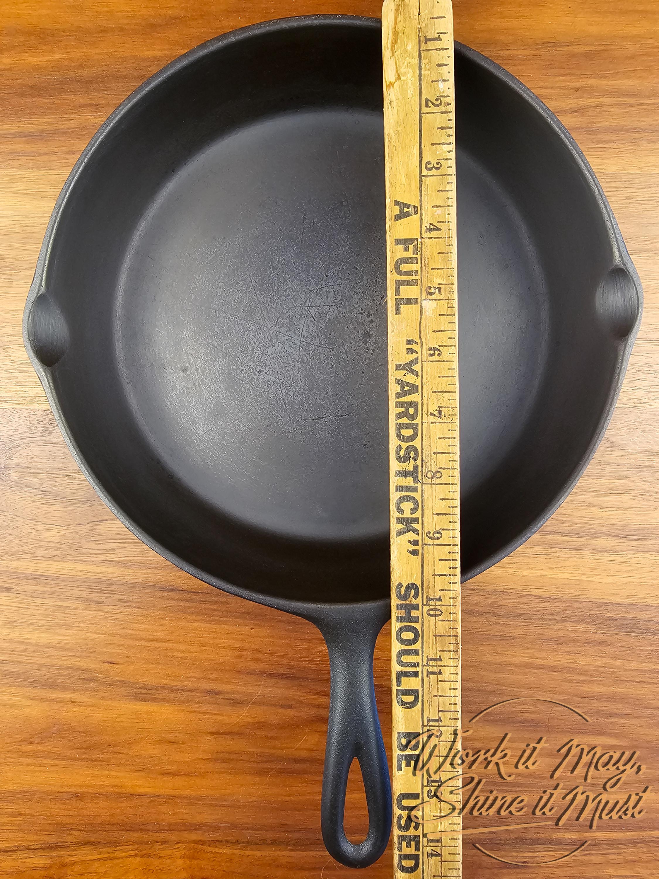 Lodge #7 Vintage Restored Cast Iron Skillet - 3-Notch Logo