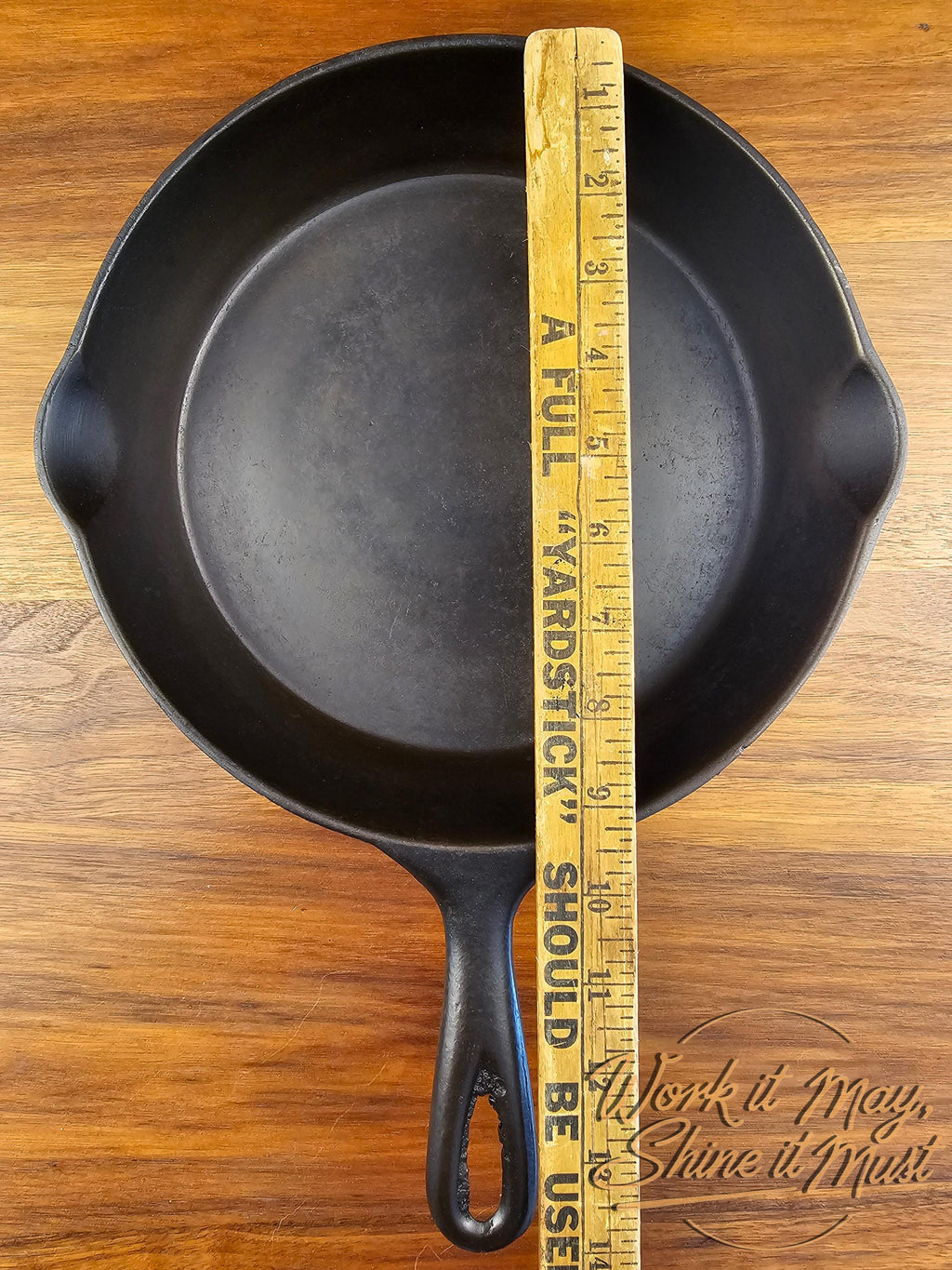 Wagner #7 Restored Cast Iron Skillet Arc Logo, Smooth Cooking Surface