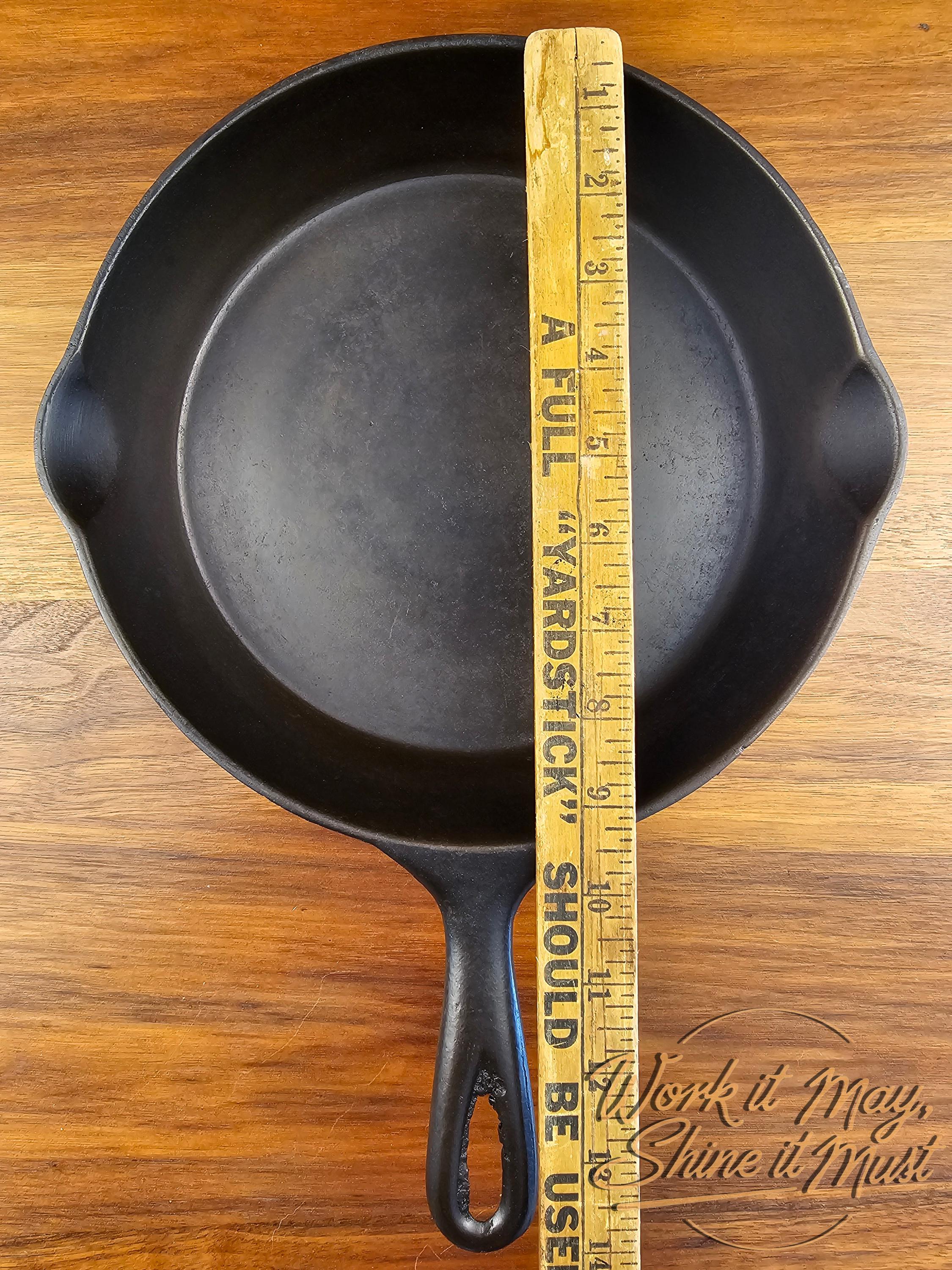 Wagner #7 Restored Cast Iron Skillet Arc Logo, Smooth Cooking Surface