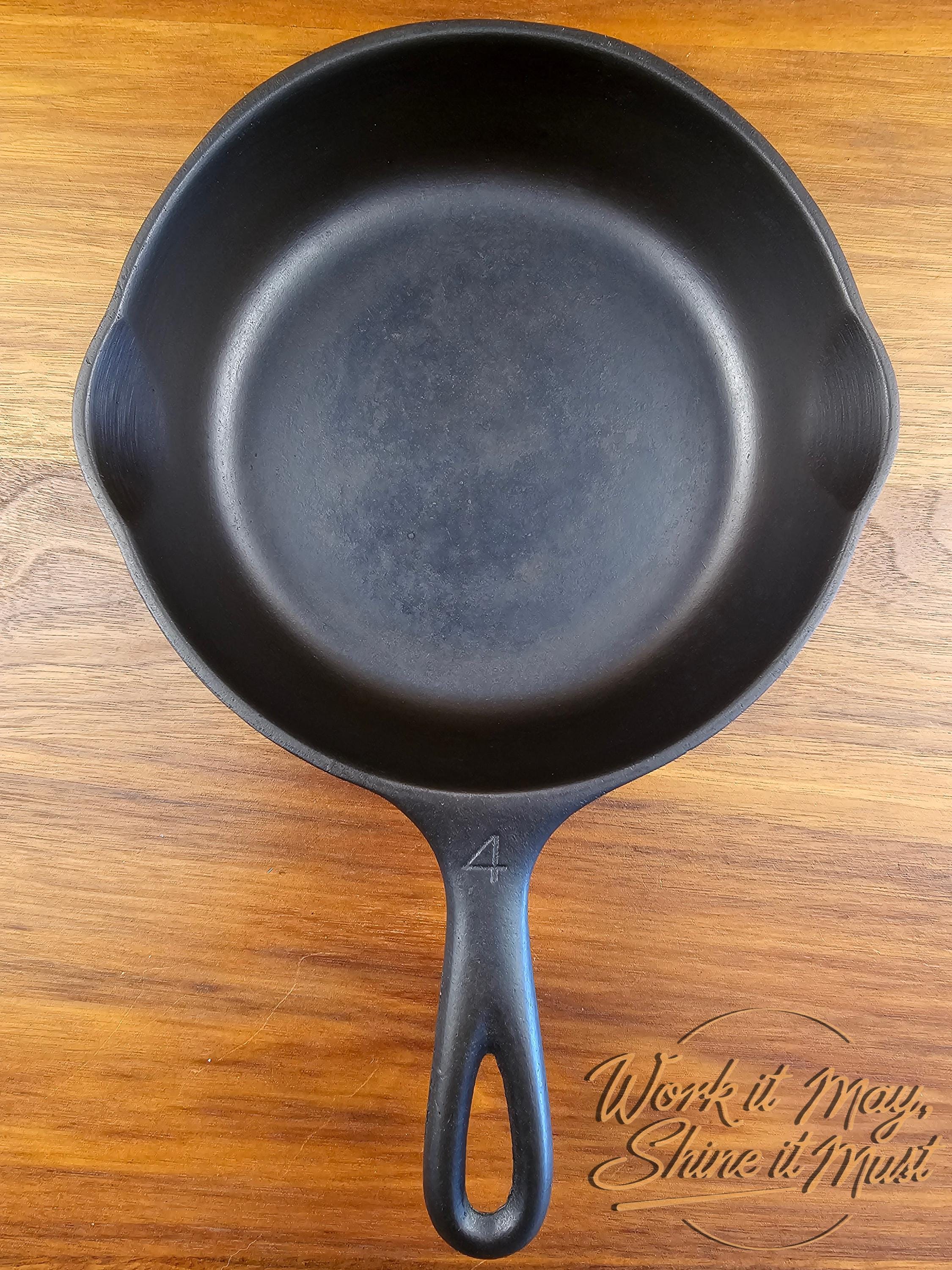 Wagner Ware Sidney O #4 Restored Cast Iron Skillet - 1054A