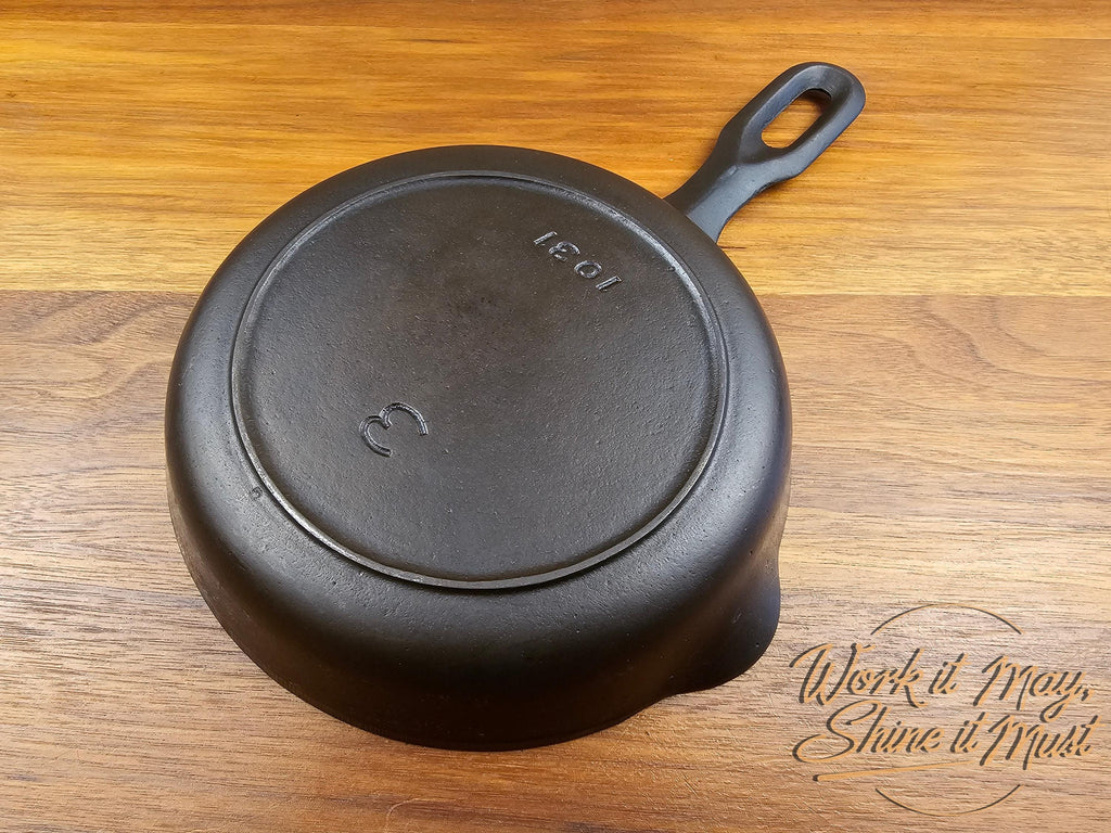 Griswold #3 Vintage Restored Cast Iron Skillet 1031 Iron Mountain Series