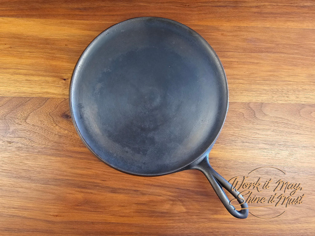 Griswold #8 Vintage Restored Cast Iron Griddle - Slant Logo 738