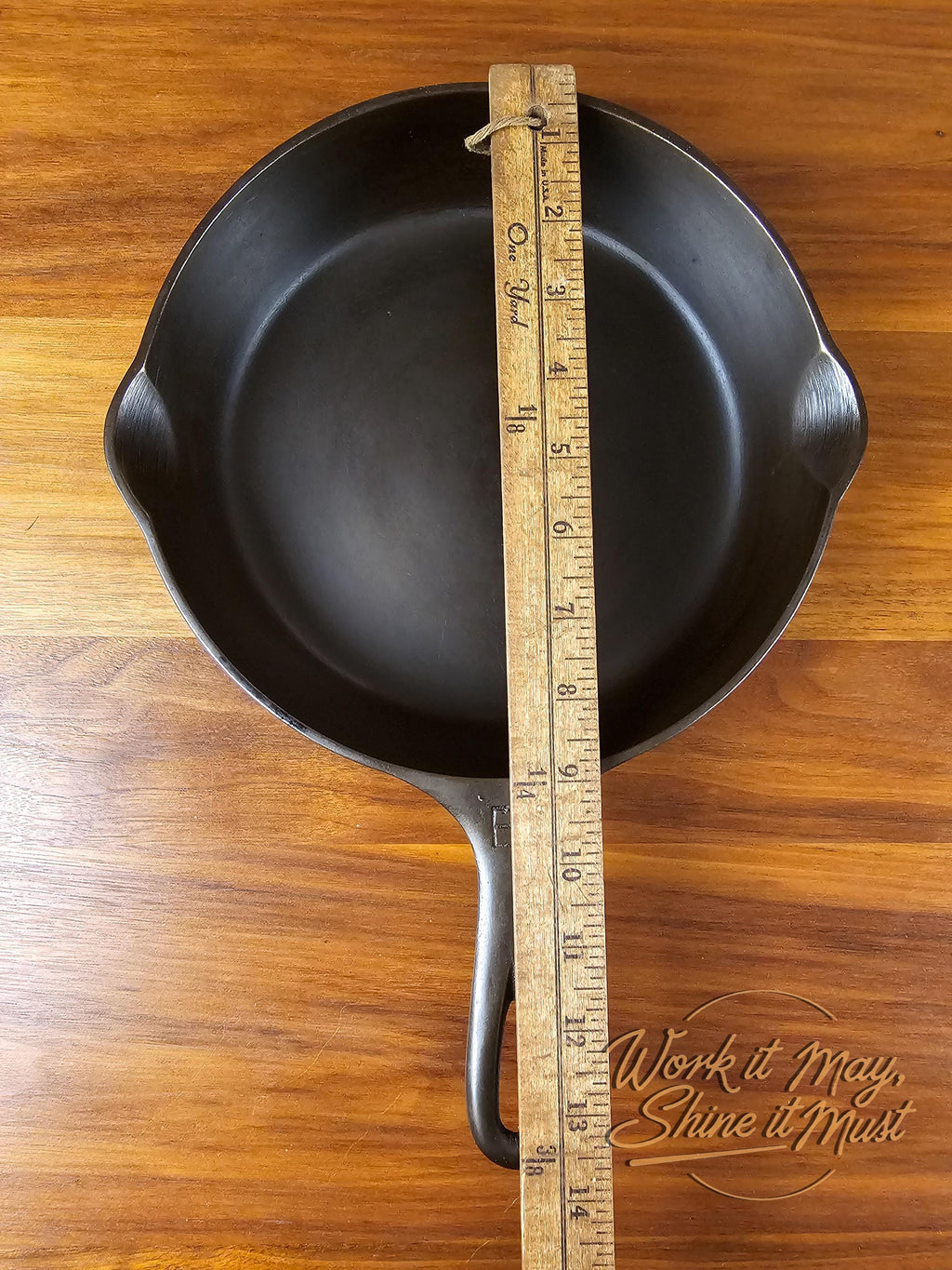 Griswold #6 Vintage Restored Cast Iron Skillet - Large Block Logo 699