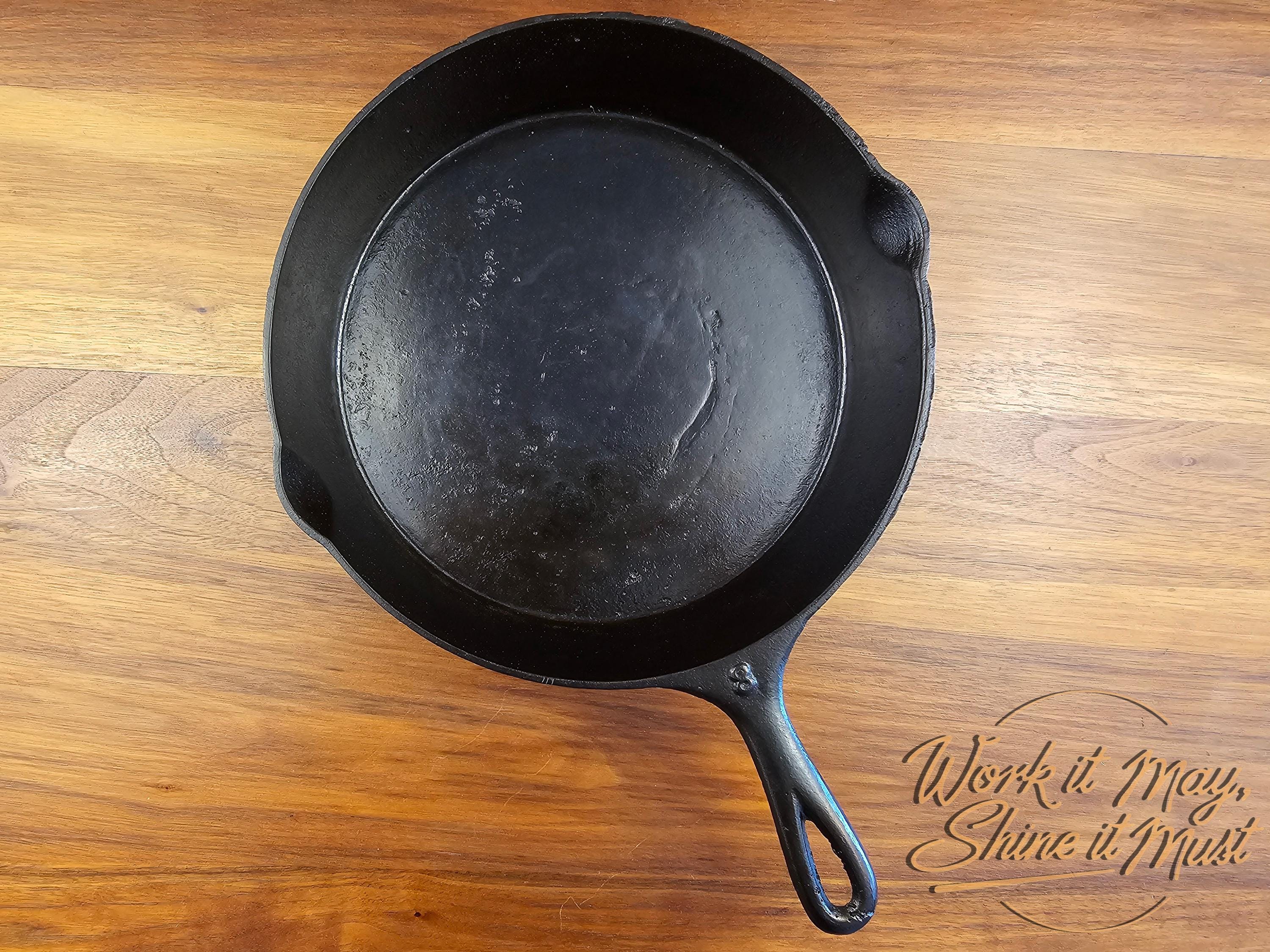Gatemarked #8 Vintage Restored Cast Iron Skillet - 1800s Southern Mystery Skillet