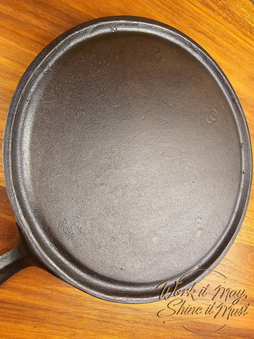 Lodge #9 Vintage Restored Cast Iron Griddle "MBO"