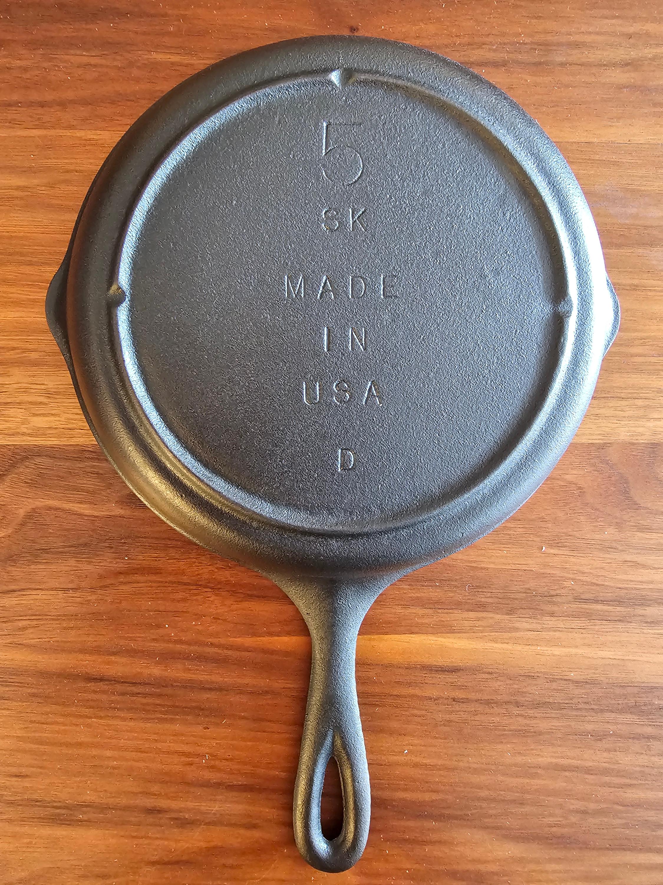 Lodge #5 Vintage Restored Cast Iron Skillet - 5SK Made In USA (D)