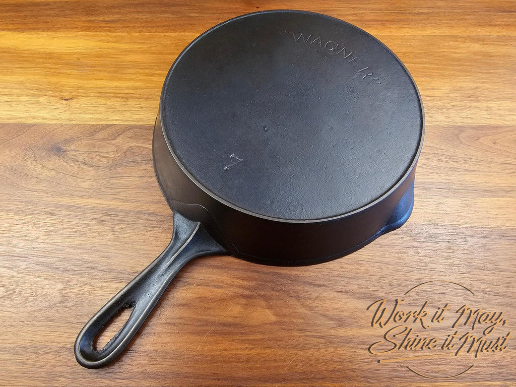 Wagner #7 Restored Cast Iron Skillet Arc Logo, Smooth Cooking Surface