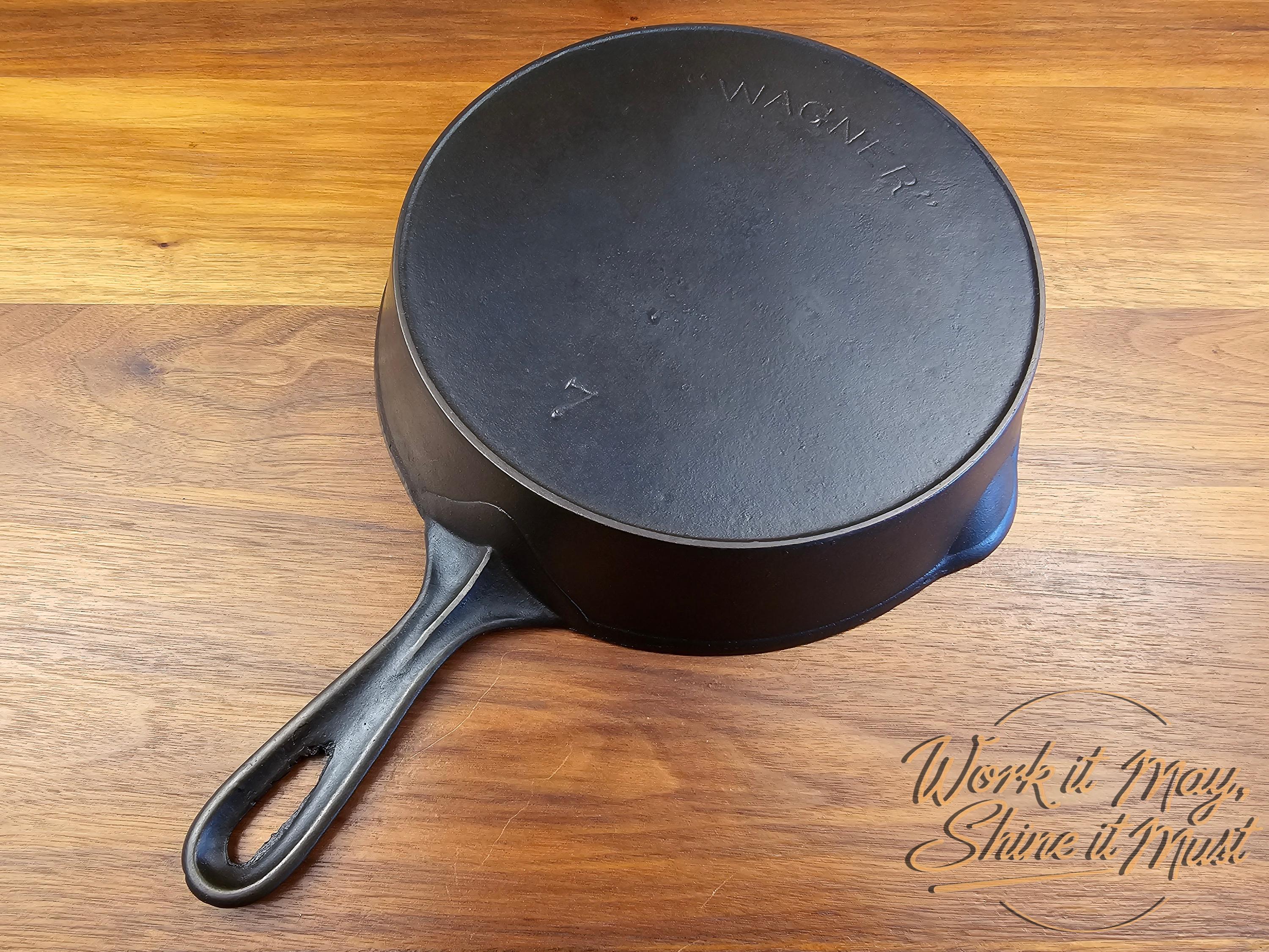 Wagner #7 Restored Cast Iron Skillet Arc Logo, Smooth Cooking Surface