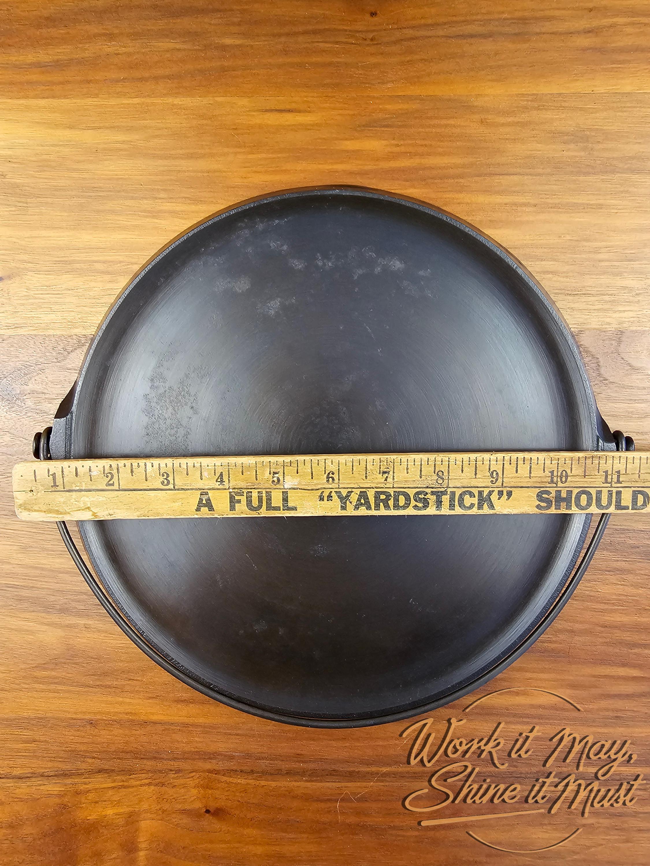 Griswold #10 Vintage Restored Cast Iron Griddle - Large Block Logo 616 - Bailed Handle