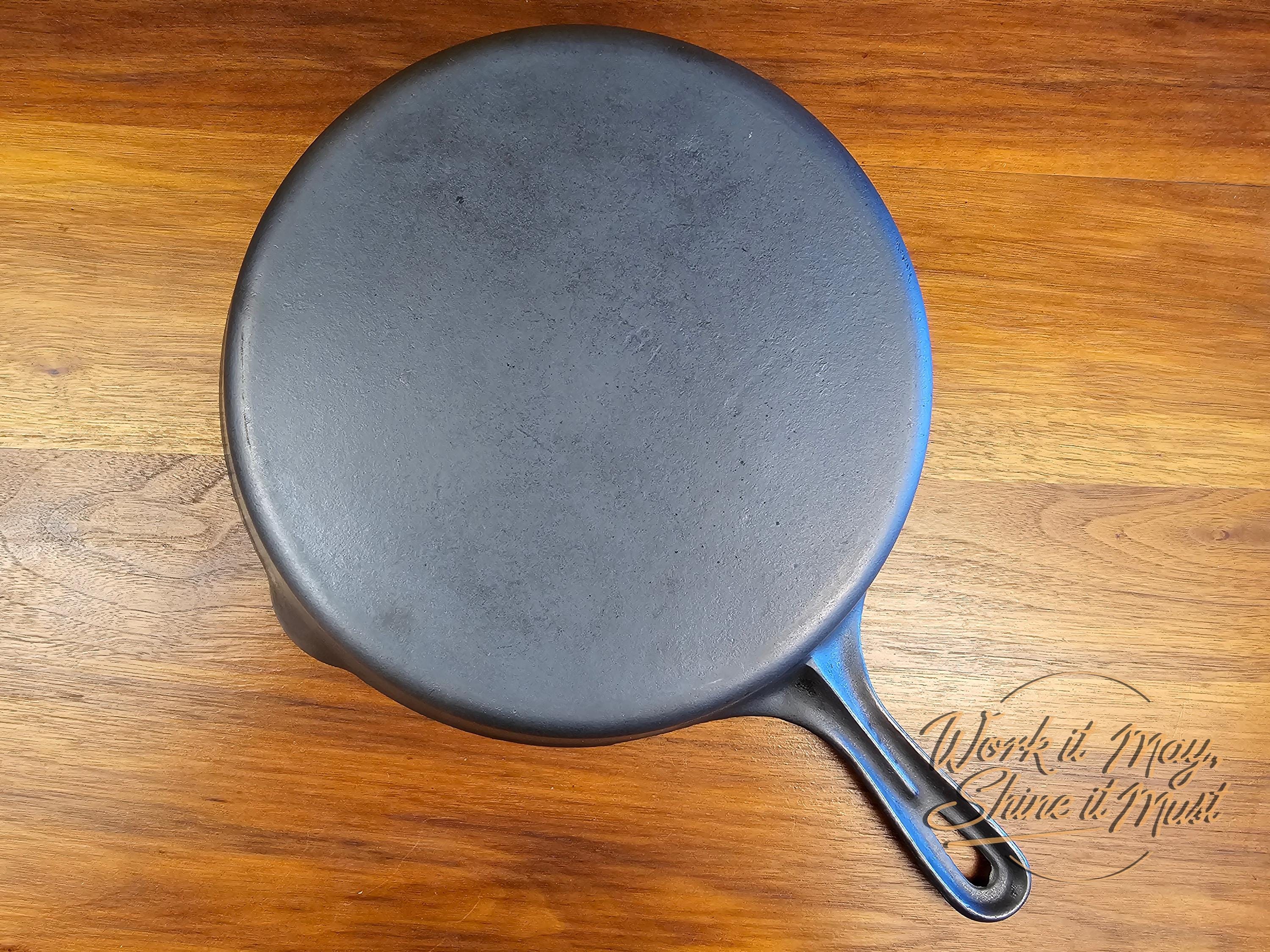 Vollrath #8 Vintage Restored Cast Iron Skillet - Unmarked