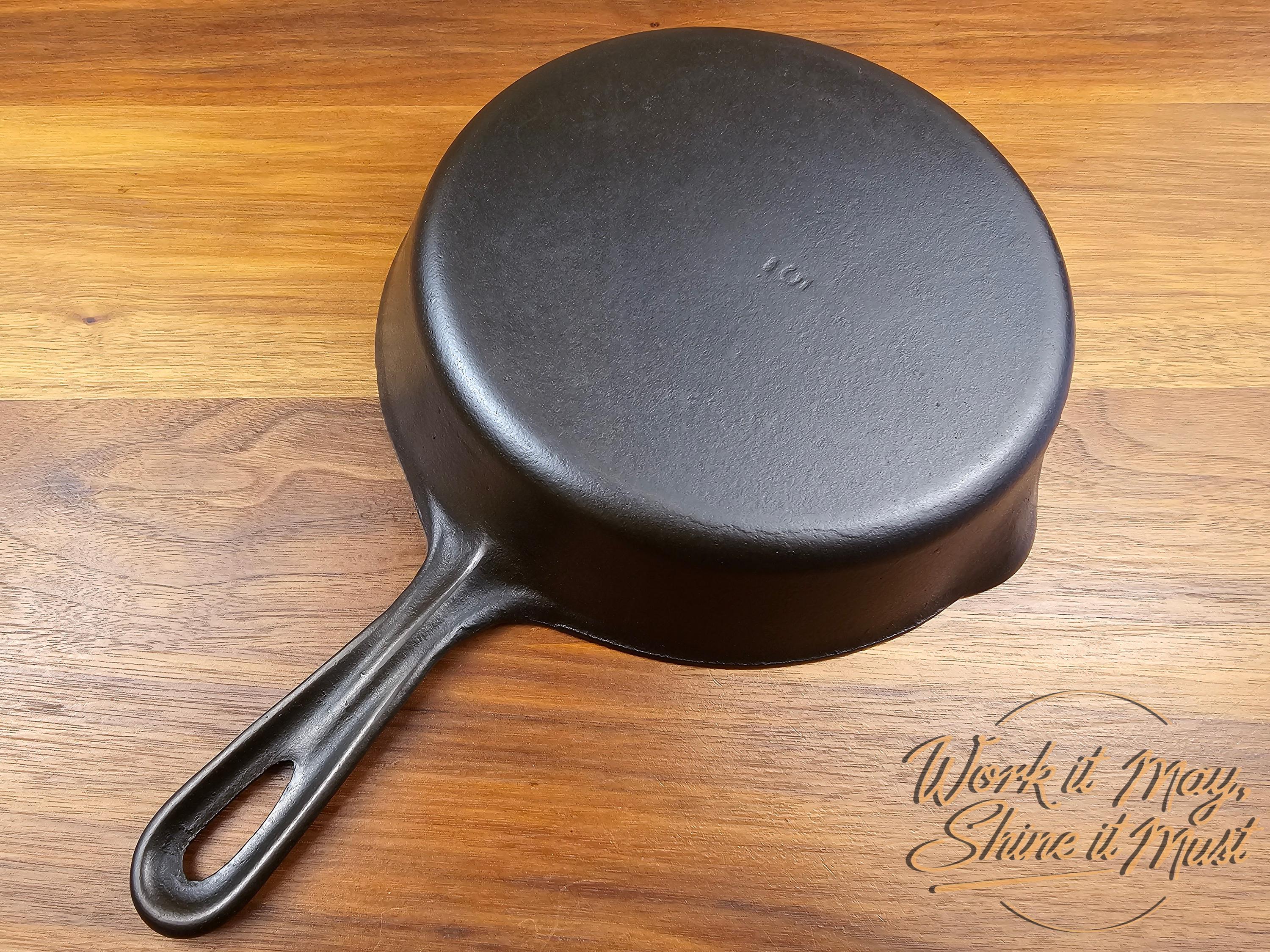 Vollrath #5 Vintage Restored Cast Iron Skillet