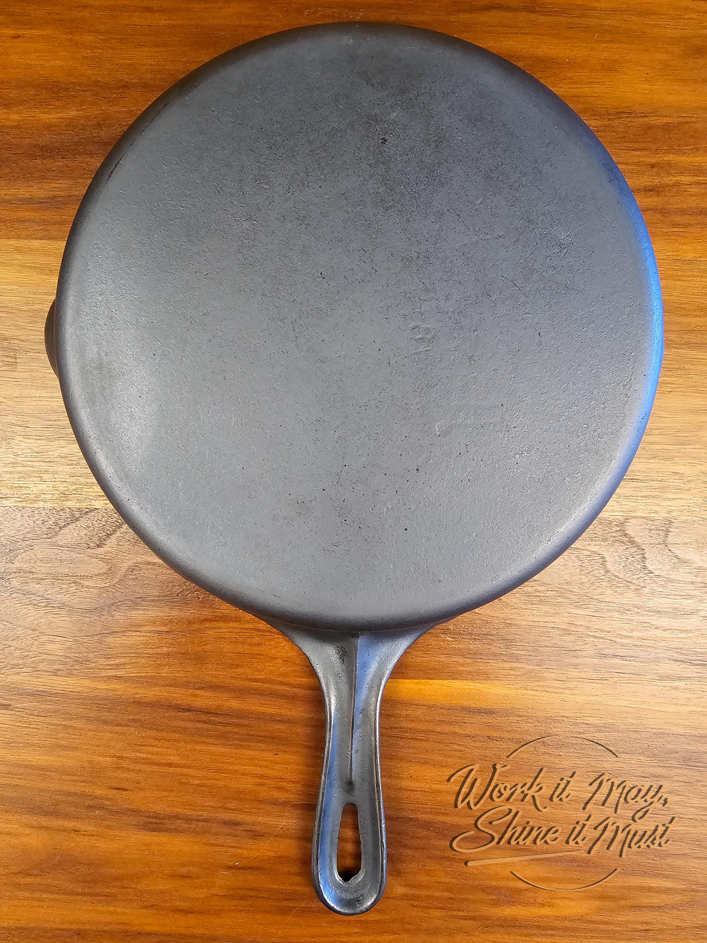 Vollrath #8 Vintage Restored Cast Iron Skillet - Unmarked