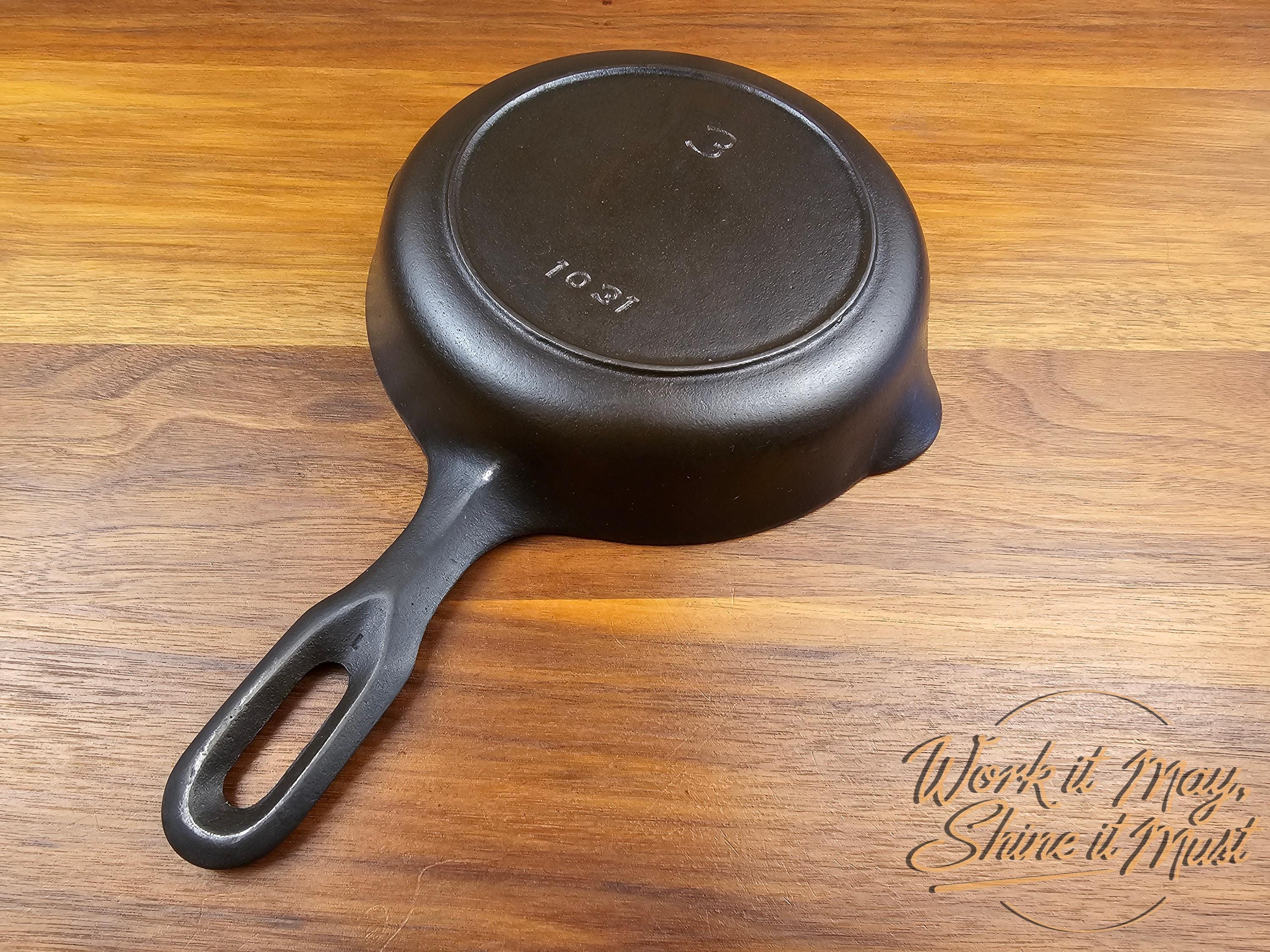 Griswold #3 Vintage Restored Cast Iron Skillet 1031 Iron Mountain Series