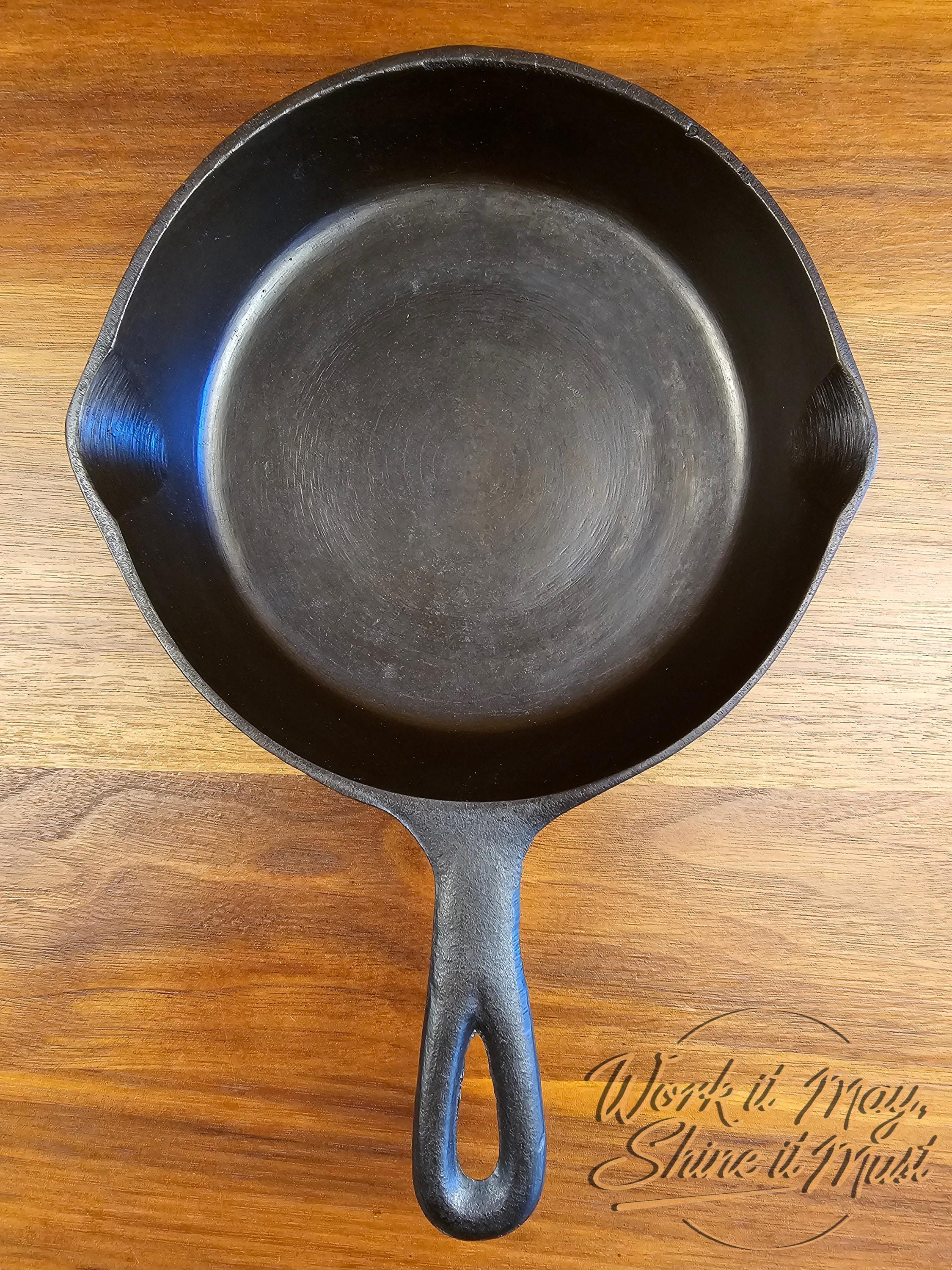 Unmarked #3 Vintage Restored Cast Iron Skillet