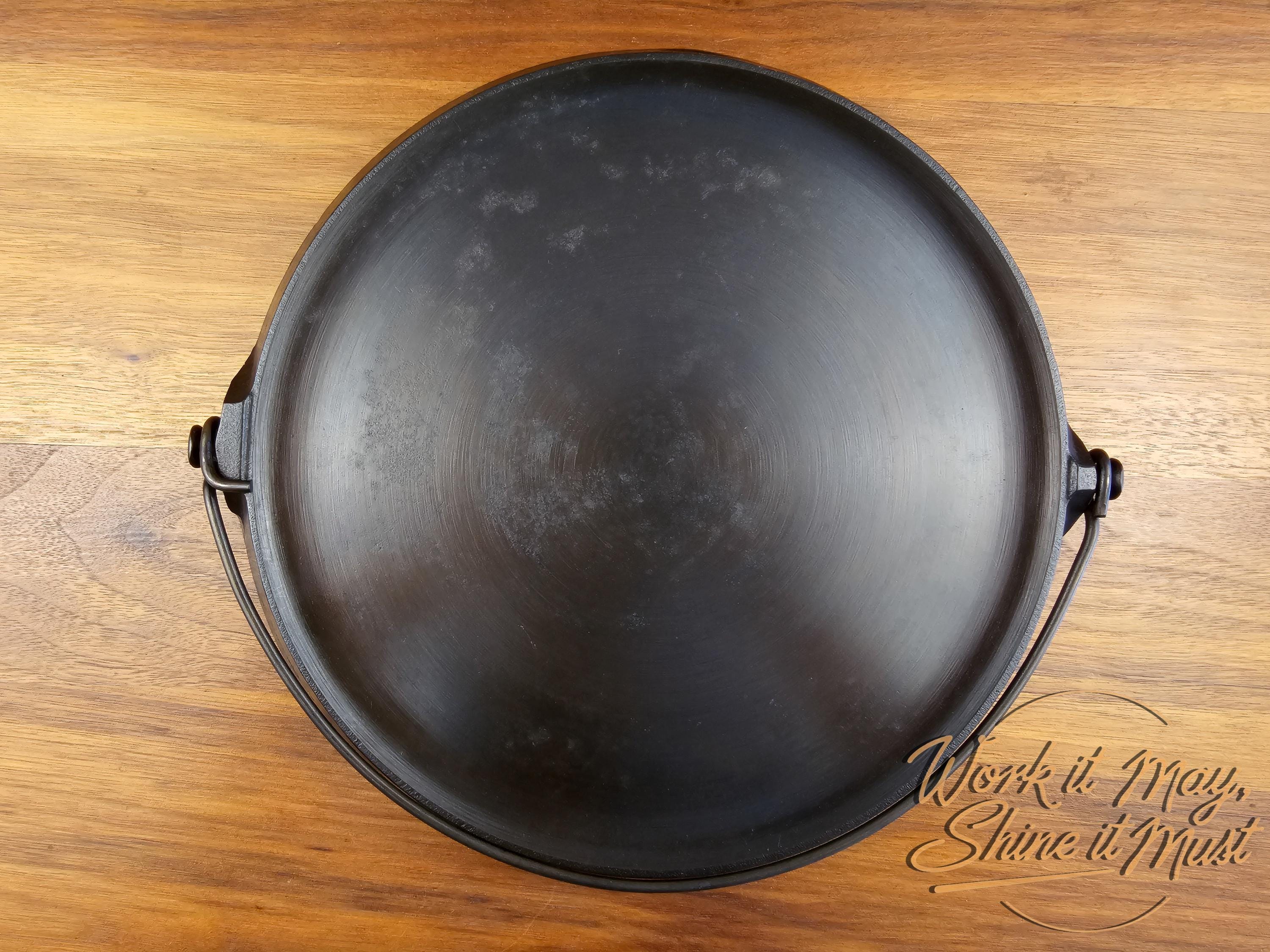 Griswold #10 Vintage Restored Cast Iron Griddle - Large Block Logo 616 - Bailed Handle