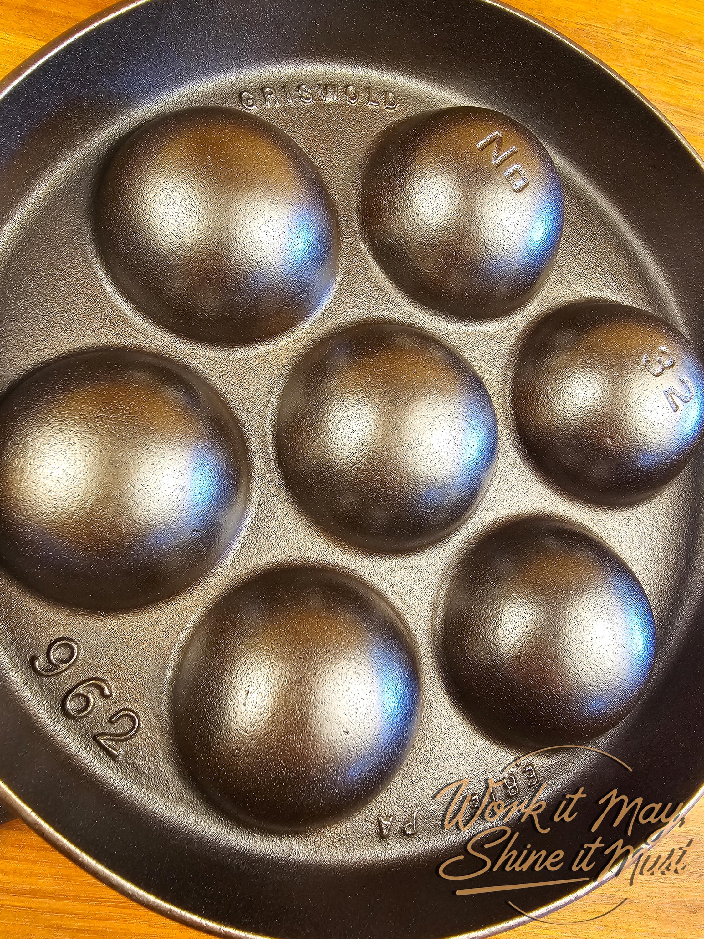 Griswold #32 Vintage Restored Cast Iron Aebleskiver - 962
