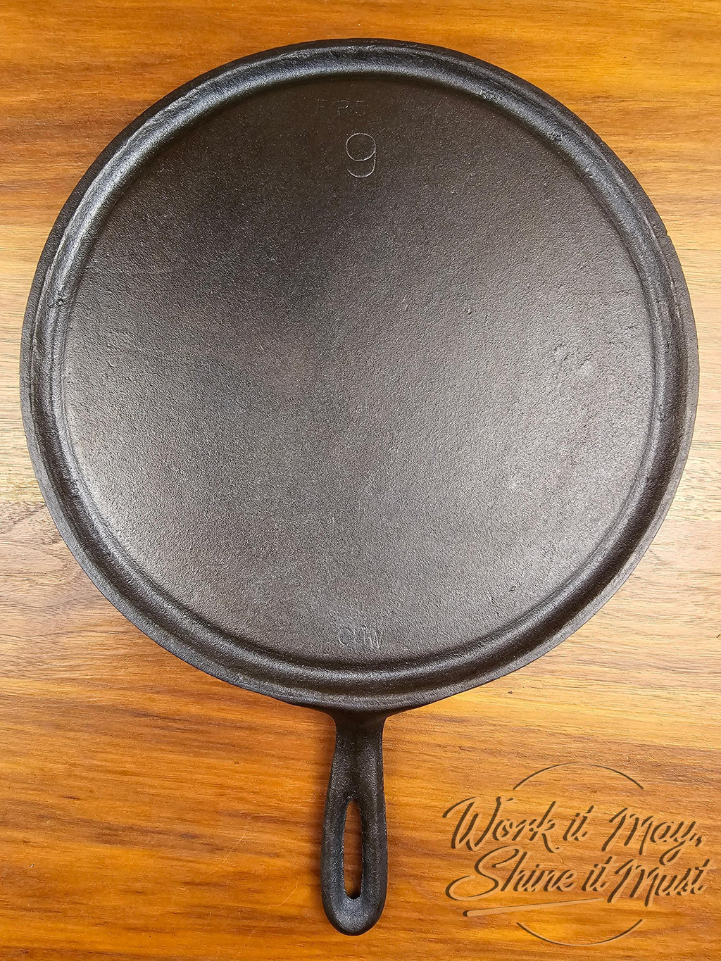 Lodge #9 Vintage Restored Cast Iron Griddle "MBO"