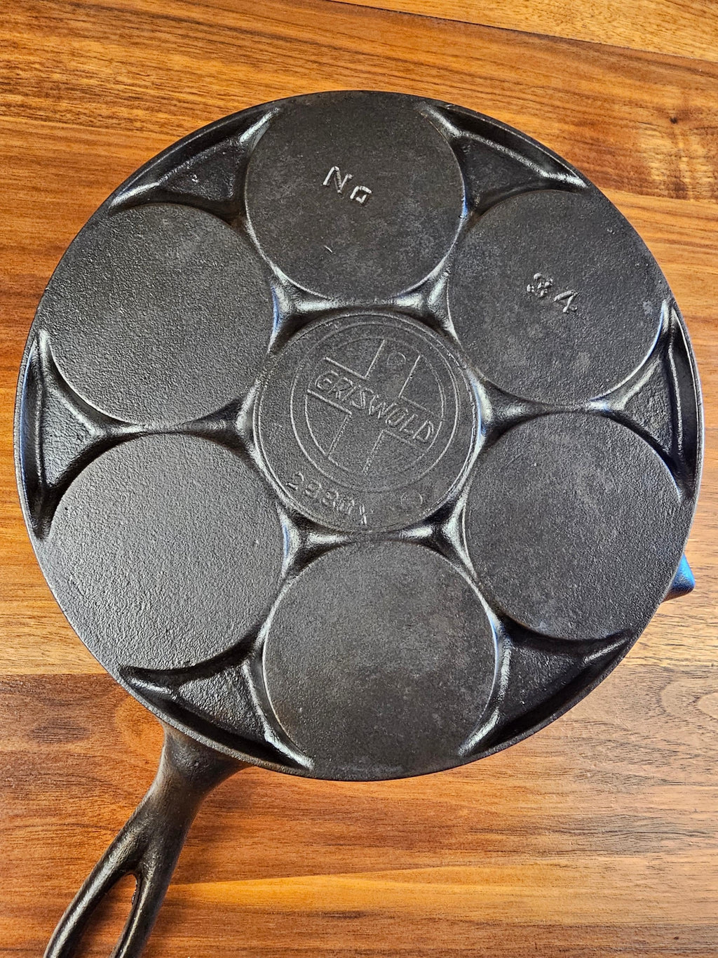 Griswold #34 Vintage Restored Cast Iron Plett Pan - Slant Logo 2980X (Chipped)
