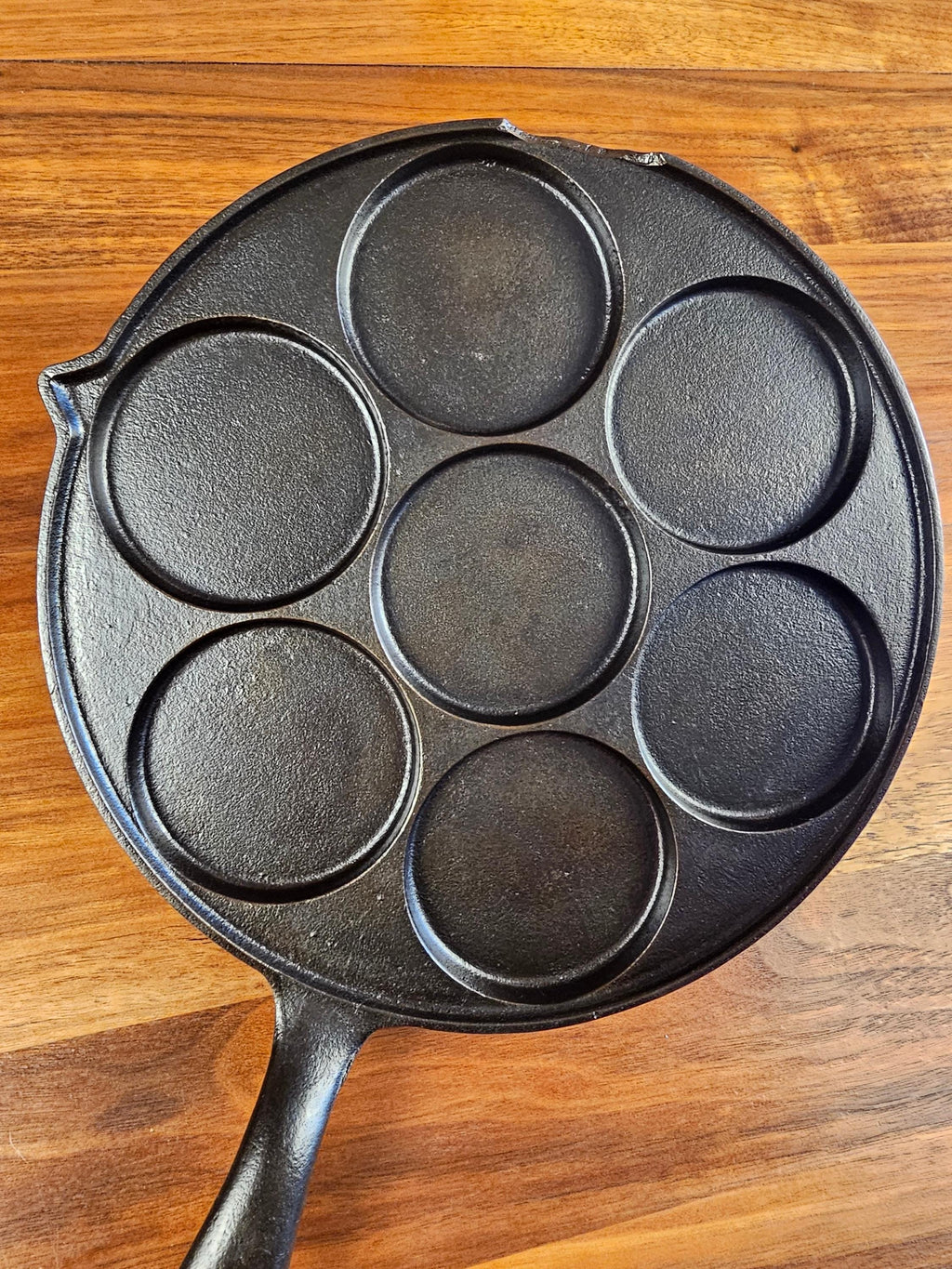 Griswold #34 Vintage Restored Cast Iron Plett Pan - Slant Logo 2980X (Chipped)