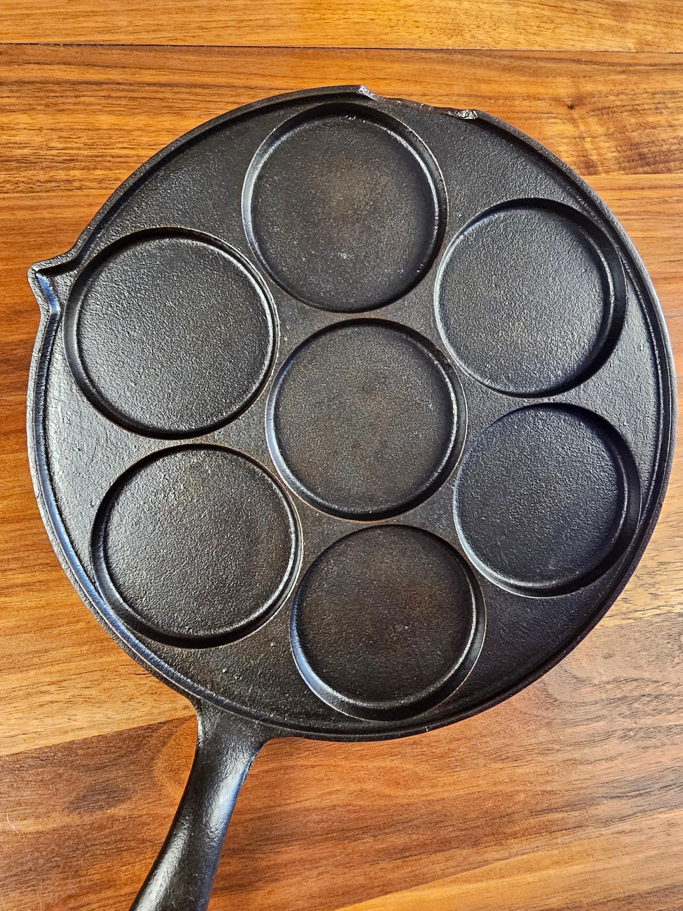 Griswold #34 Vintage Restored Cast Iron Plett Pan - Slant Logo 2980X (Chipped)