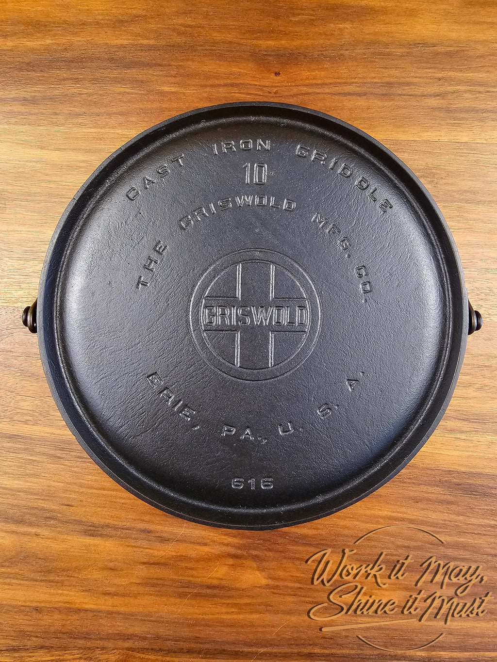 Griswold #10 Vintage Restored Cast Iron Griddle - Large Block Logo 616 - Bailed Handle