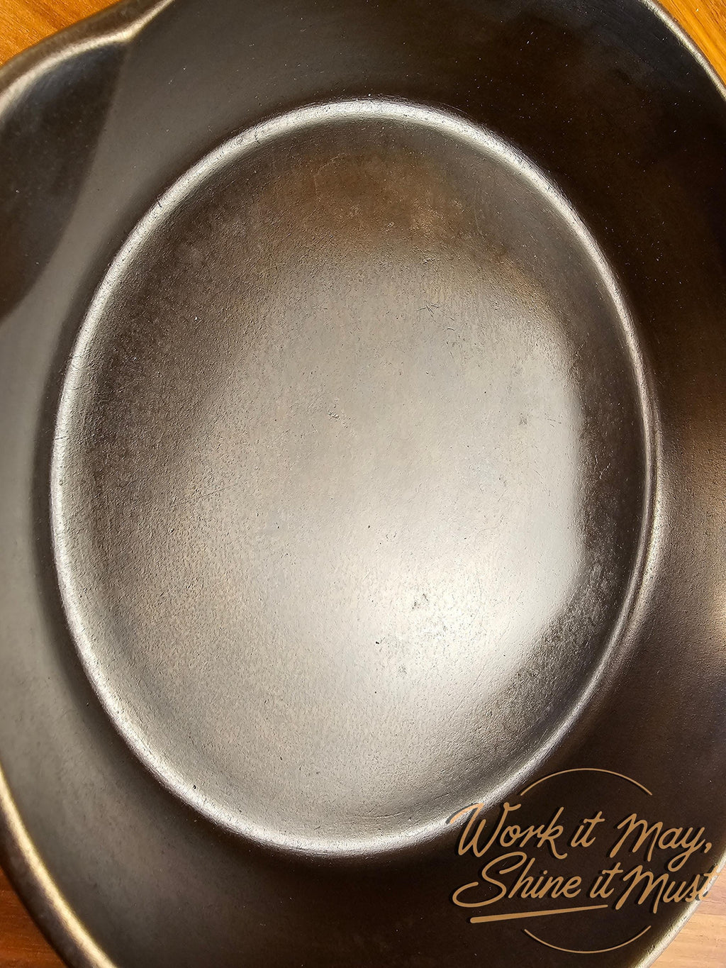 Wagner Sidney, O - #7A Vintage Restored Cast Iron Skillet {Arc/Straight Logo Variation}
