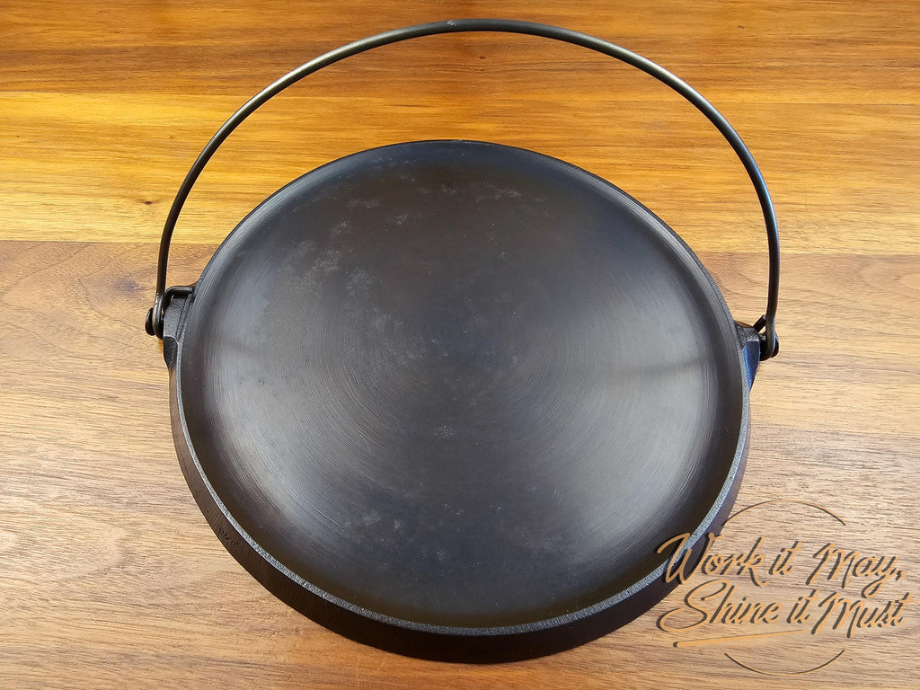 Griswold #10 Vintage Restored Cast Iron Griddle - Large Block Logo 616 - Bailed Handle