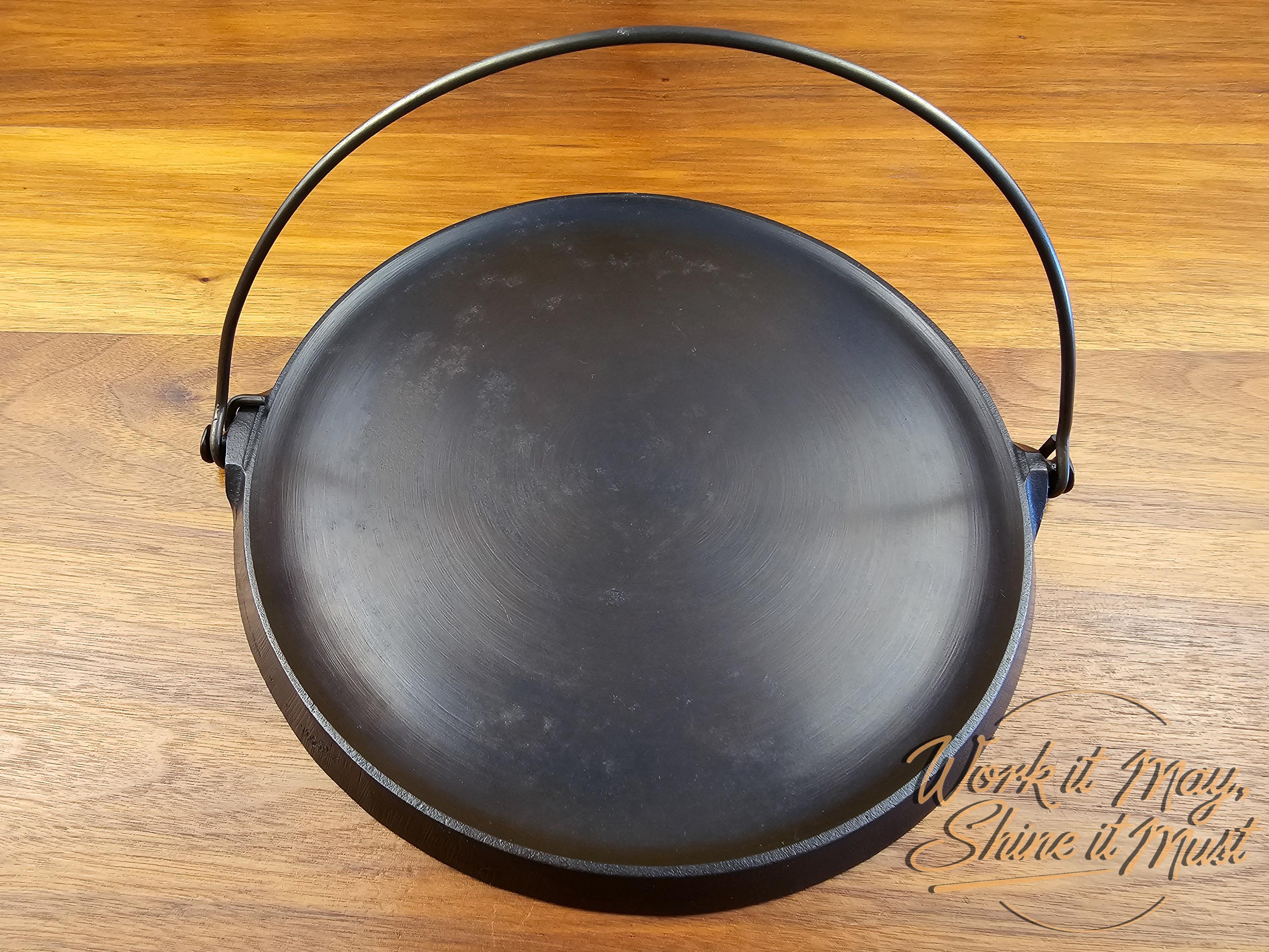 Griswold #10 Vintage Restored Cast Iron Griddle - Large Block Logo 616 - Bailed Handle