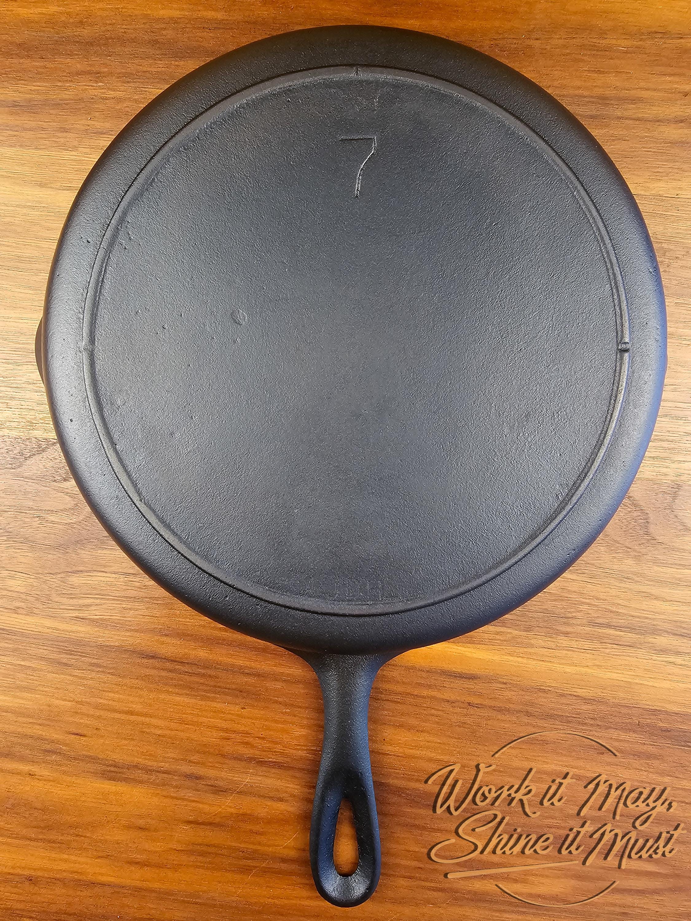 Lodge #7 Vintage Restored Cast Iron Skillet - 3-Notch Logo