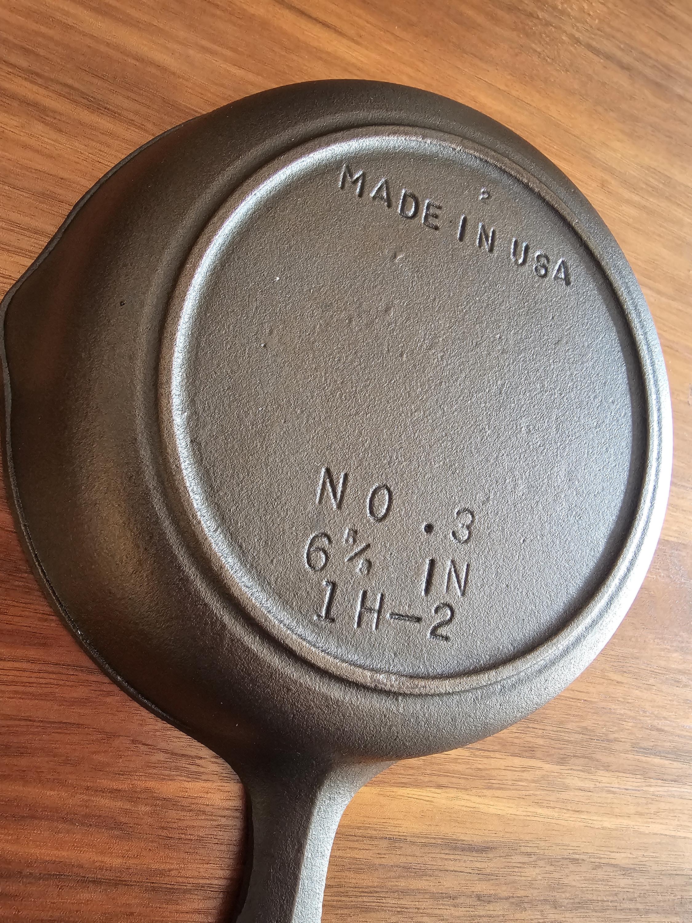 BSR (Birmingham Stove & Range) #3 Vintage Restored Cast Iron Skillet - 1H-2