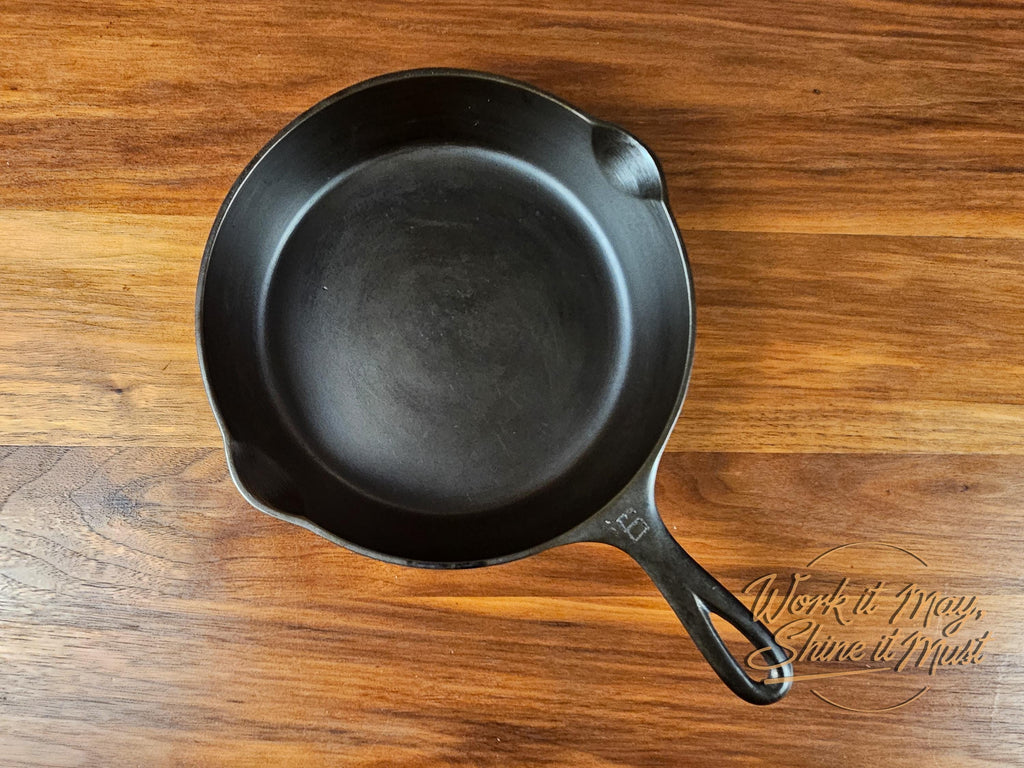 Griswold #6 Vintage Restored Cast Iron Skillet - Large Block Logo 699