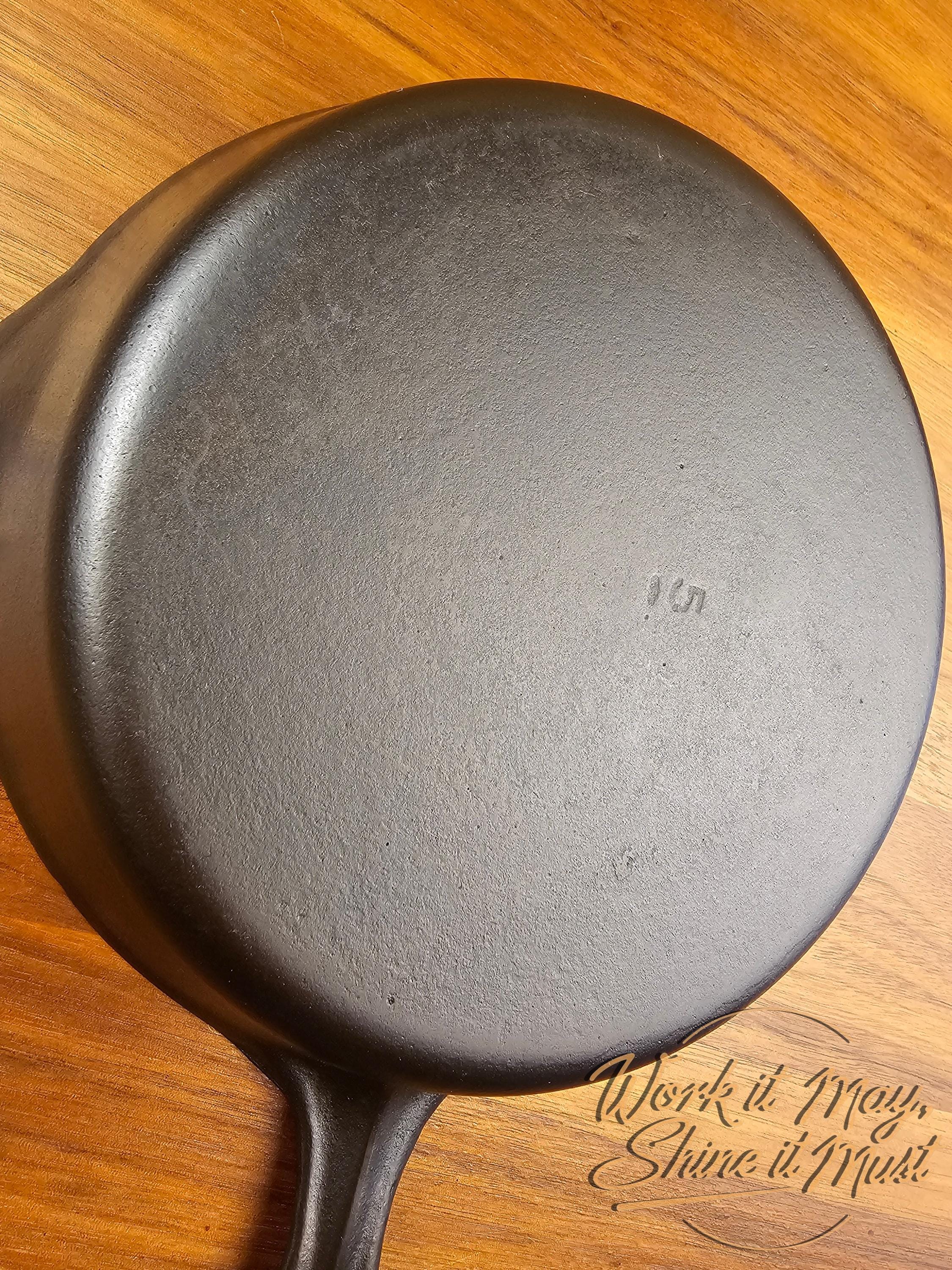 Vollrath #5 Vintage Restored Cast Iron Skillet