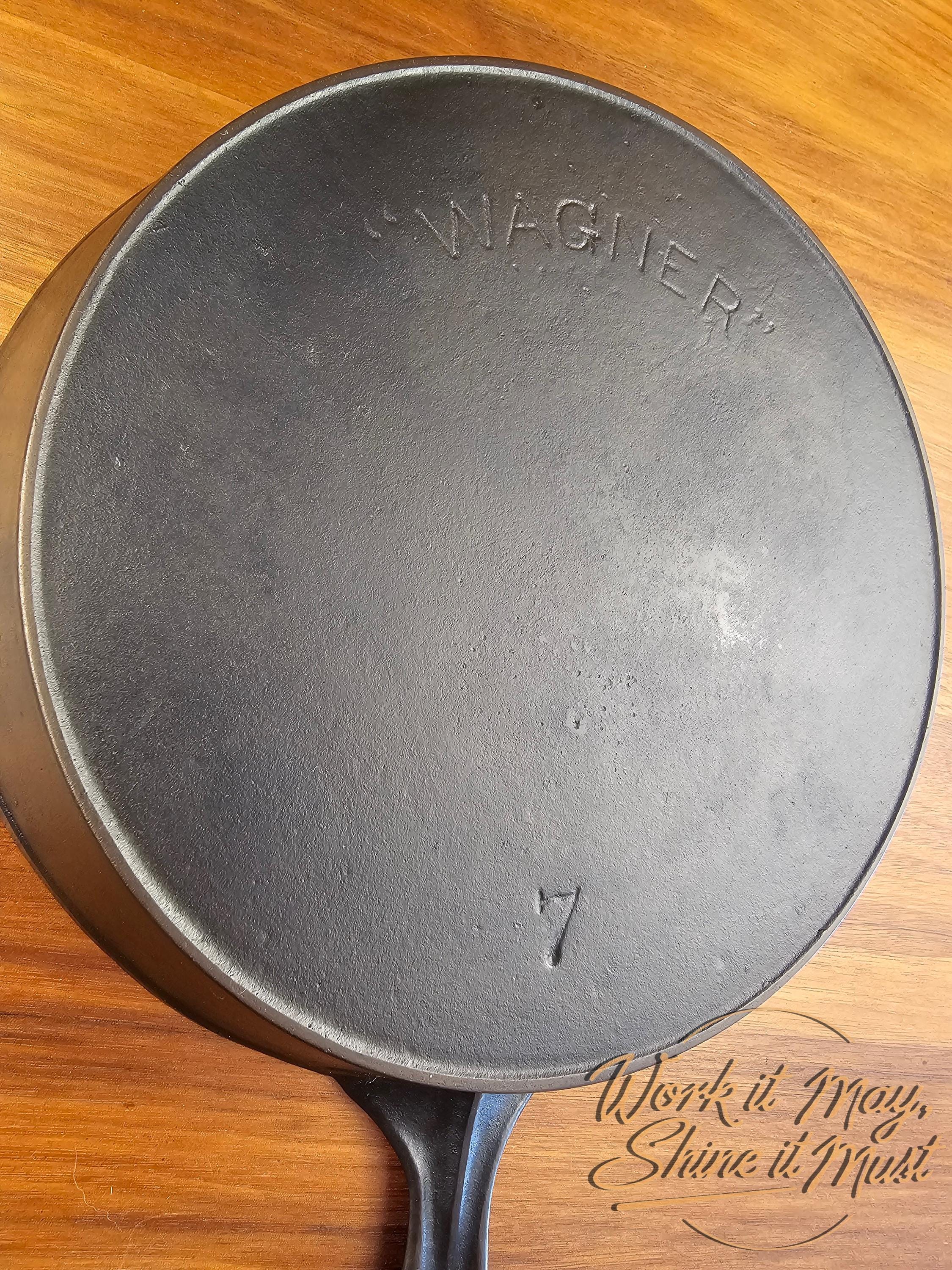 Wagner #7 Restored Cast Iron Skillet Arc Logo, Smooth Cooking Surface