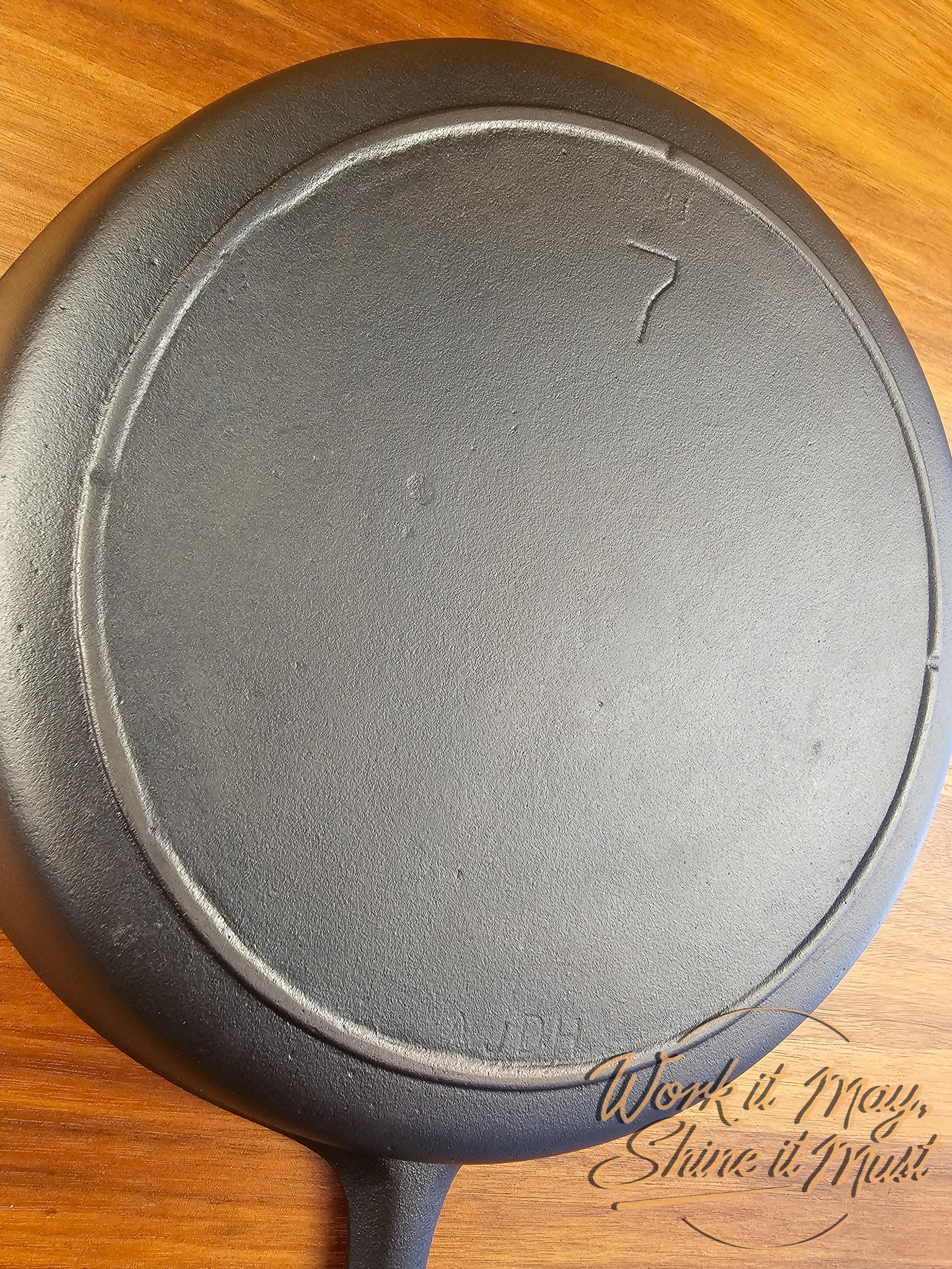 Lodge #7 Vintage Restored Cast Iron Skillet - 3-Notch Logo