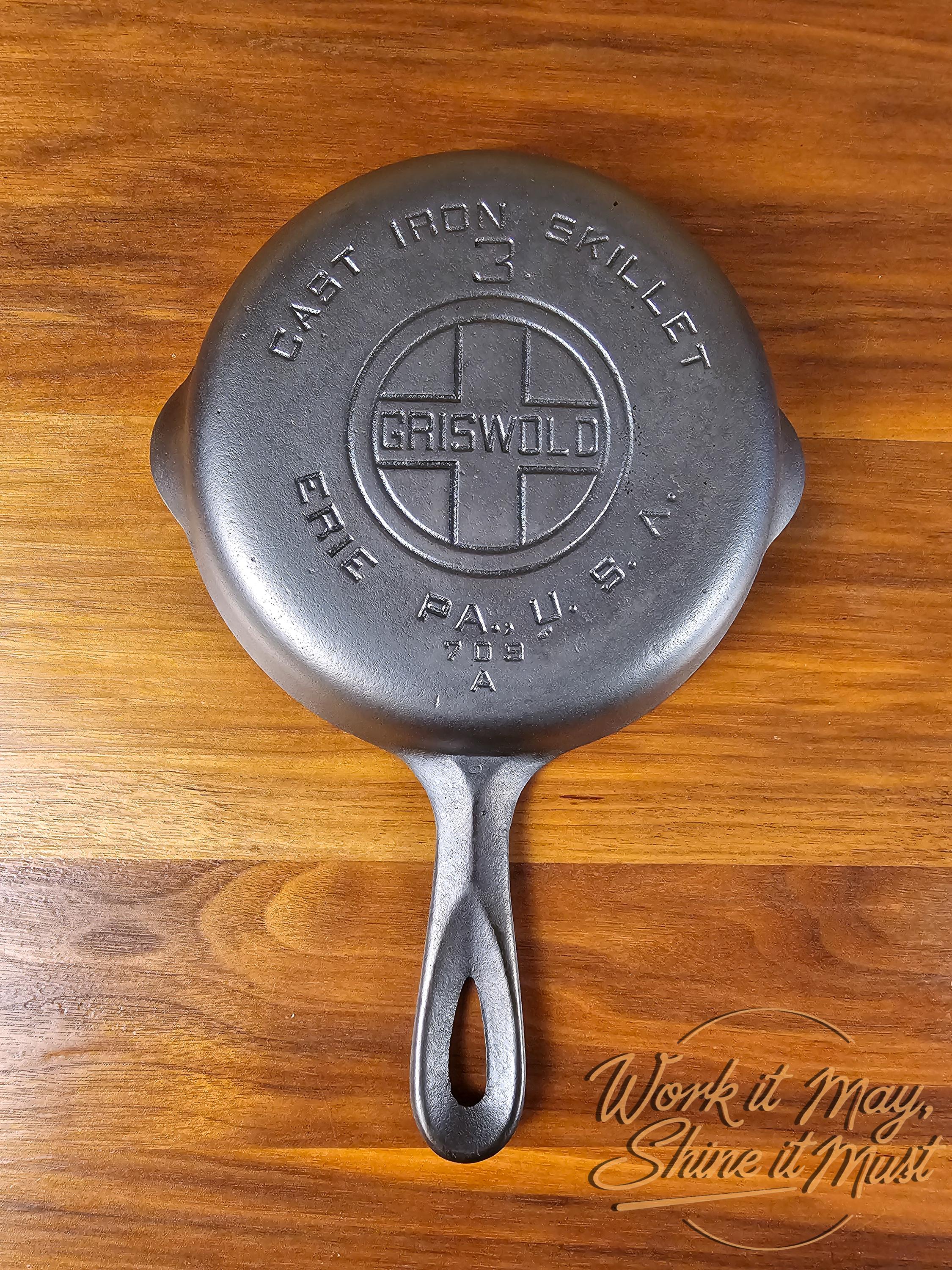 Griswold #3 Vintage Restored Cast Iron Skillet - Large Block Logo 709A