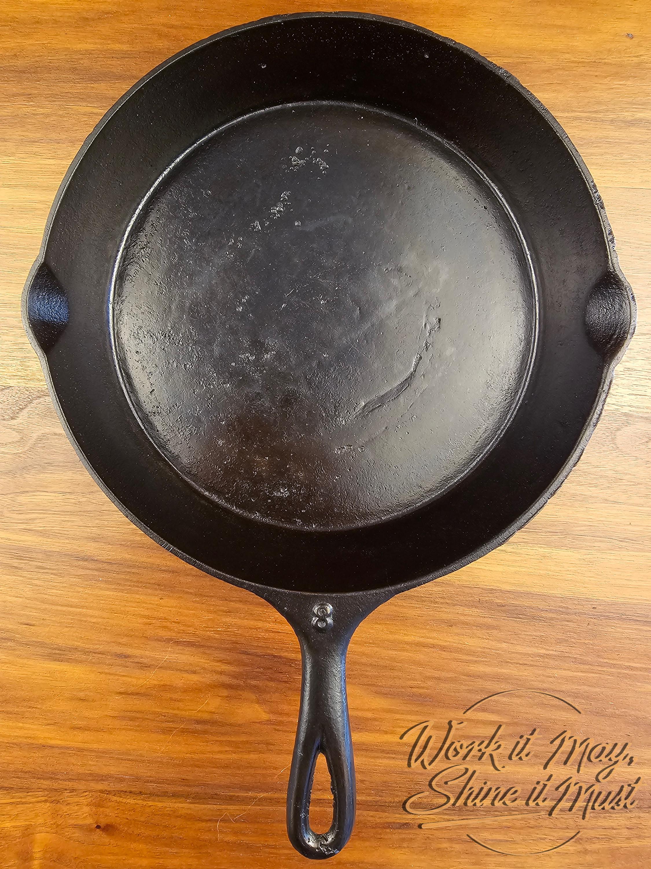 Gatemarked #8 Vintage Restored Cast Iron Skillet - 1800s Southern Mystery Skillet