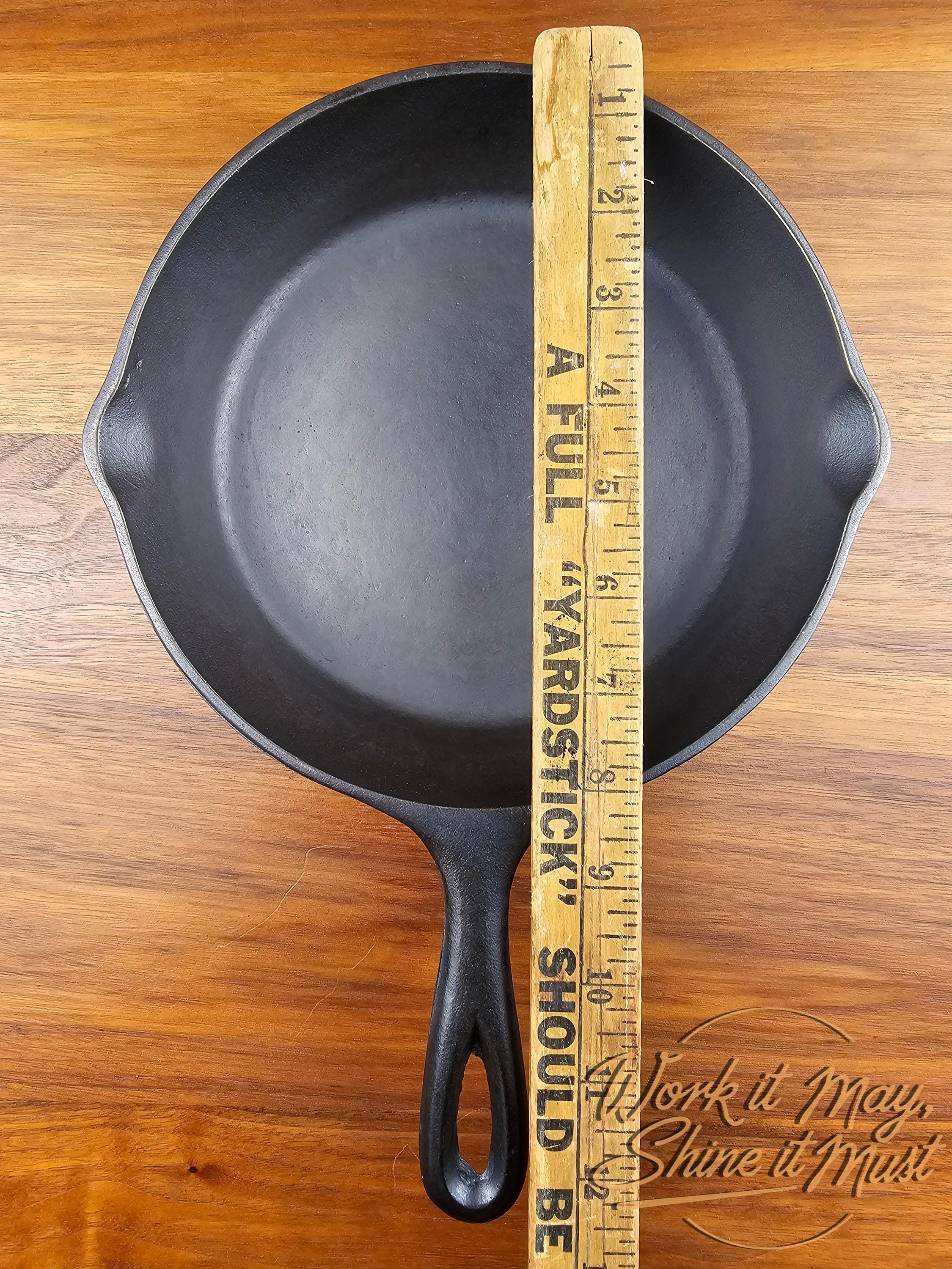 Lodge #5 Vintage Restored Cast Iron Skillet - 5SK 3-Notch